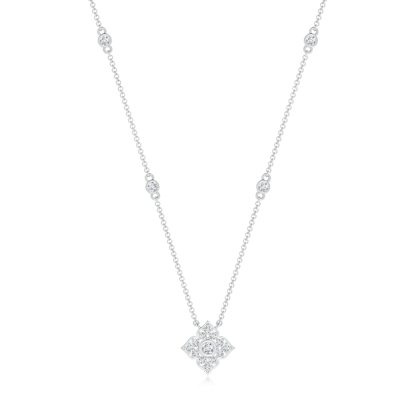 2.2mm GVS2 Round Diamond Clover Station Necklace in Silver
