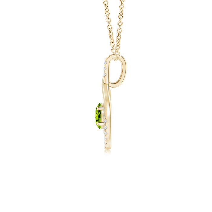 5mm AAAA Double Loop Twist Peridot Pendant with Diamonds in Yellow Gold
