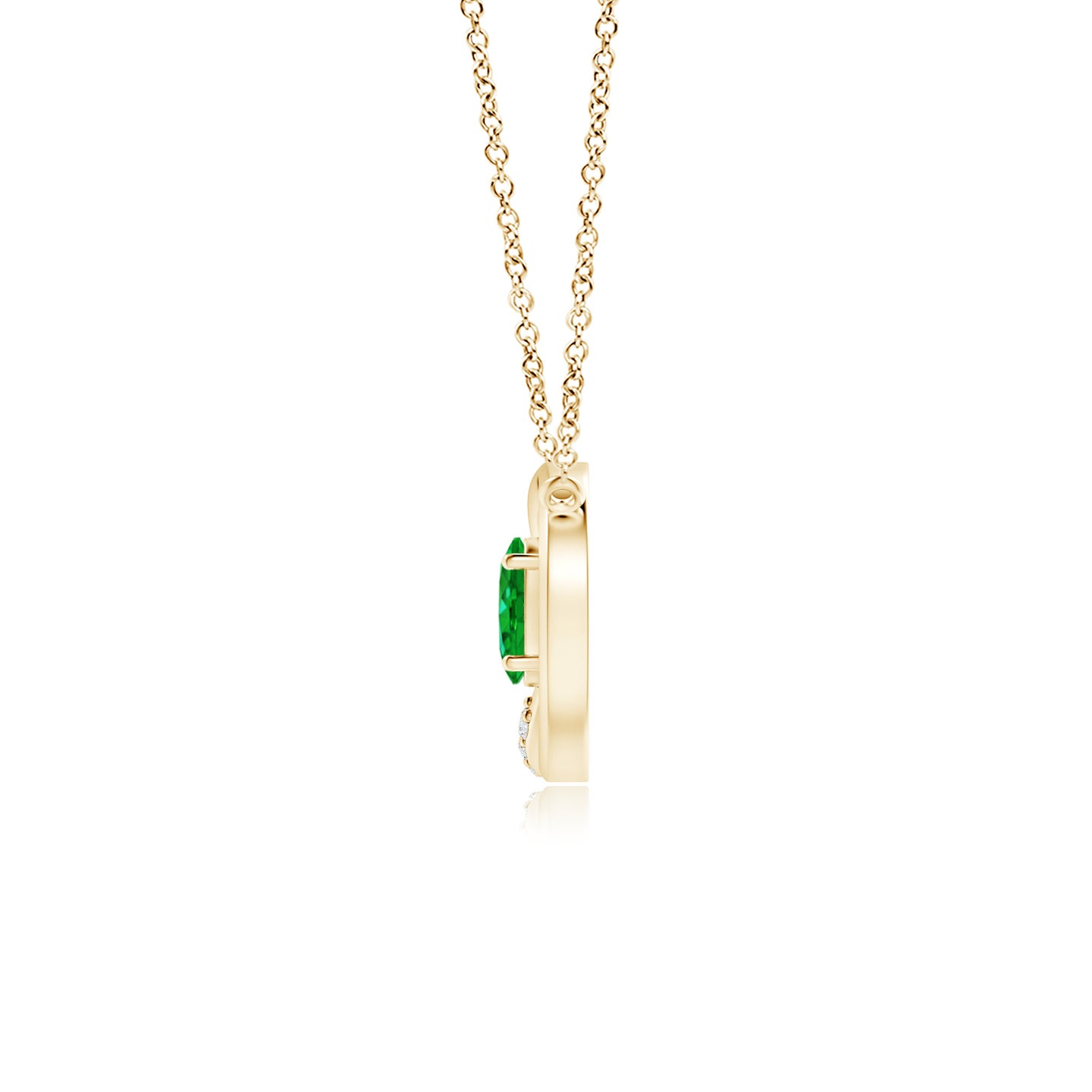 5x3mm AAAA Emerald Interlocking Circle Necklace with Diamond Accents in Yellow Gold 5x3mm AAAA Emerald Interlocking Circle Necklace with Diamond Accents in Yellow Gold