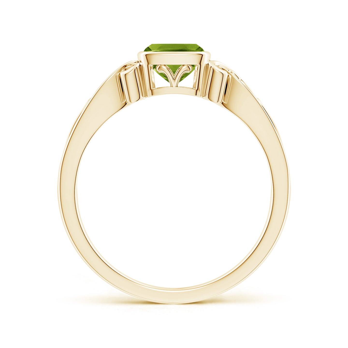 5mm AAAA Vintage Style Cushion Peridot Solitaire Ring in Yellow Gold