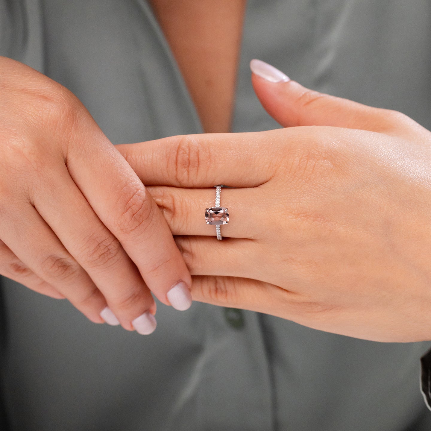 SR1068MGD GIA_Certificate SR1068MGD GIA_Certificate