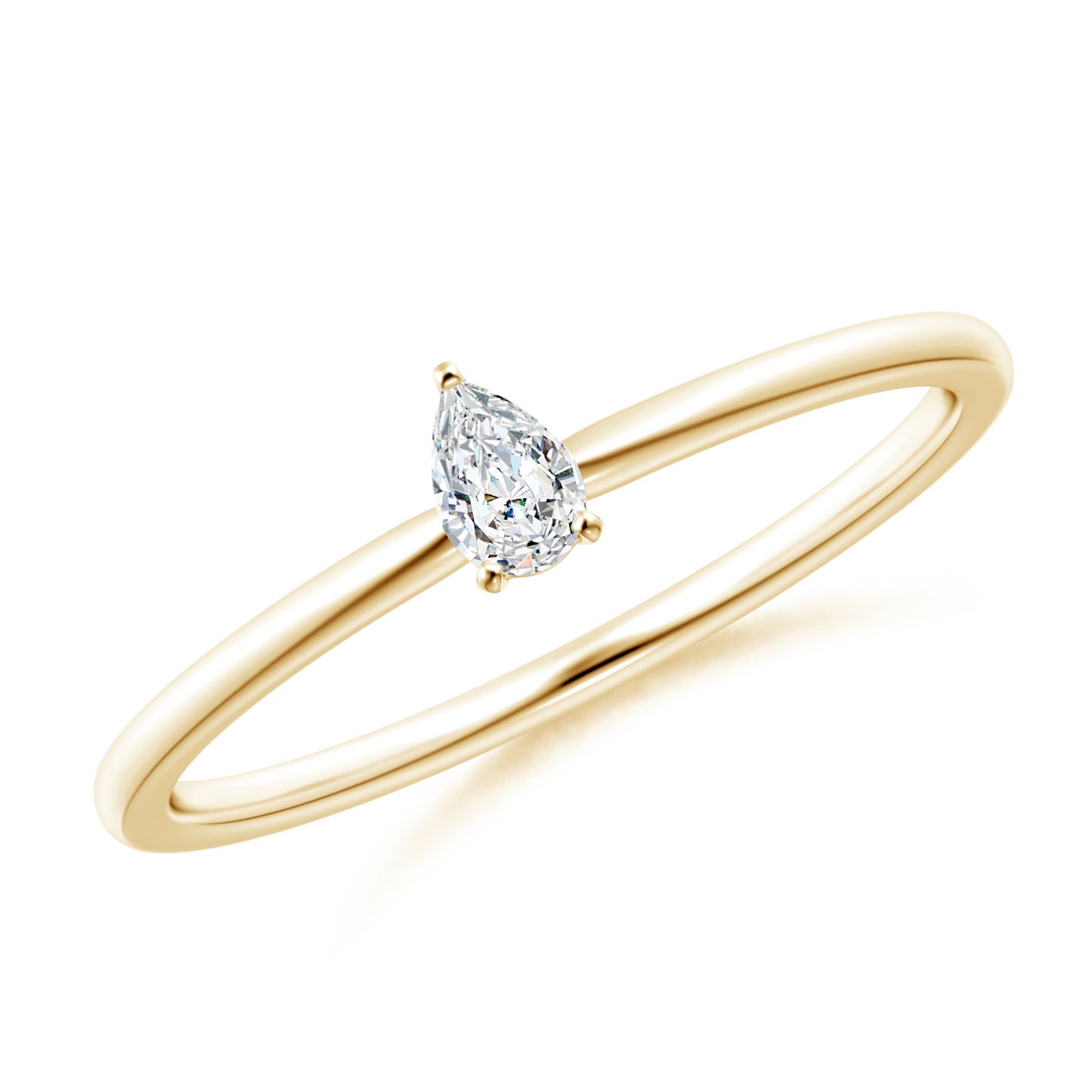 4x2.5mm GVS2 Solitaire Pear-Shaped Diamond Engagement Ring in Yellow Gold